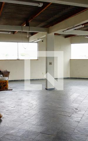 Casa à venda com 478m², 5 quartos e 2 vagas Casa à venda com 478m², 5 quartos e 2 vagasÁrea comum