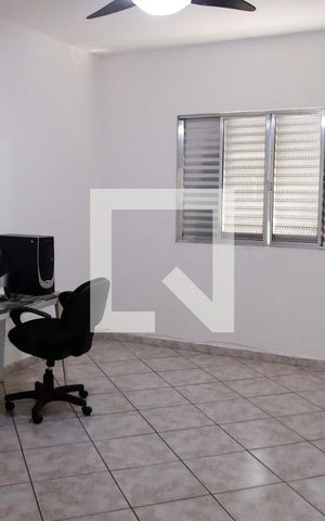 Casa à venda com 478m², 5 quartos e 2 vagas Casa à venda com 478m², 5 quartos e 2 vagasSala 2