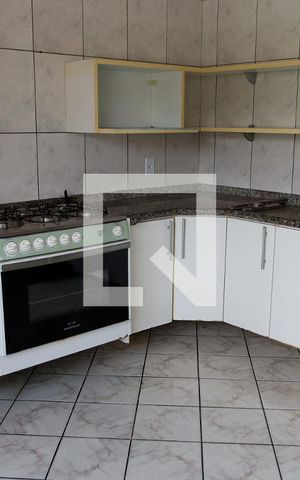 Casa à venda com 478m², 5 quartos e 2 vagas Casa à venda com 478m², 5 quartos e 2 vagasCozinha