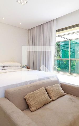 Apartamento à venda com 218m², 3 quartos e 3 vagas Apartamento à venda com 218m², 3 quartos e 3 vagasSuíte 1