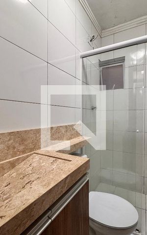 Apartamento à venda com 58m², 2 quartos e 1 vaga Apartamento à venda com 58m², 2 quartos e 1 vagaBanheiro da suíte