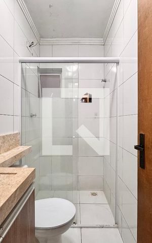 Apartamento à venda com 58m², 2 quartos e 1 vaga Apartamento à venda com 58m², 2 quartos e 1 vagaBanheiro da suíte