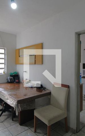Casa à venda com 300m², 1 quarto e 1 vagaSala
