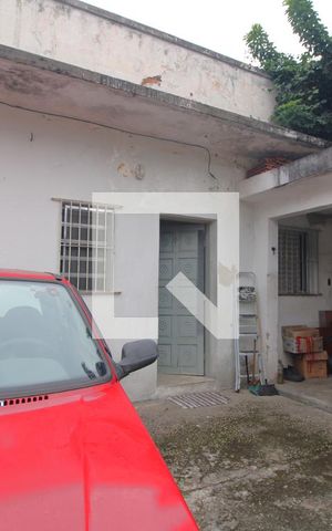 Casa à venda com 300m², 1 quarto e 1 vagaFrente / fachada