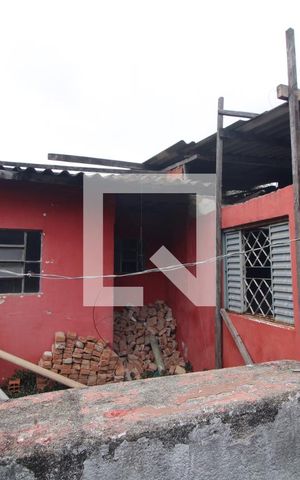 Casa à venda com 300m², 1 quarto e 1 vagaFundos da casa 1