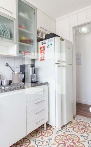 Apartamento à venda com 153m², 2 quartos e 2 vagas Apartamento à venda com 153m², 2 quartos e 2 vagasCozinha