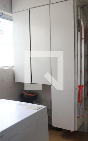 Apartamento à venda com 99m², 3 quartos e 1 vagaÁrea de Serviço