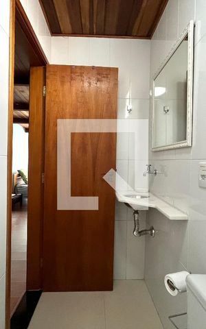 Casa à venda com 234m², 4 quartos e 2 vagasBanheiro da Suíte