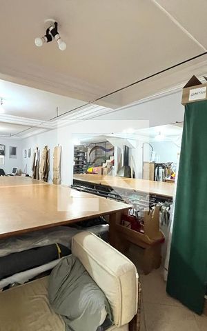 Casa à venda com 234m², 4 quartos e 2 vagasSalão