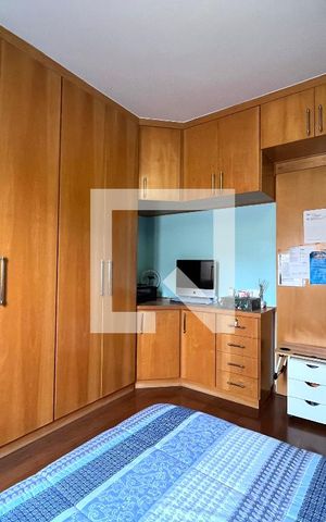 Casa à venda com 234m², 4 quartos e 2 vagasQuarto 