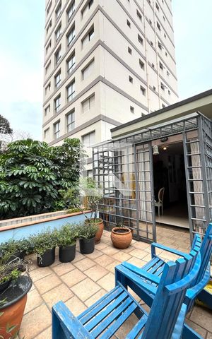 Casa à venda com 234m², 4 quartos e 2 vagasVaranda