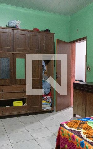 Casa à venda com 160m², 3 quartos e 2 vagas Casa à venda com 160m², 3 quartos e 2 vagasquarto 1