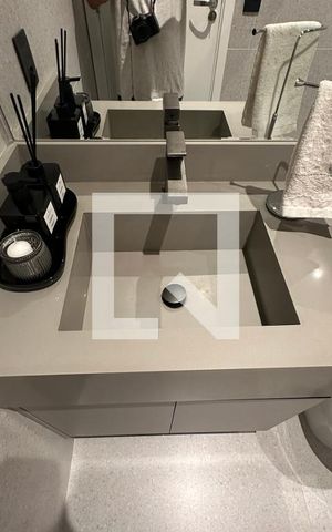 Apartamento para alugar com 84m², 2 quartos e 2 vagasBanheiro