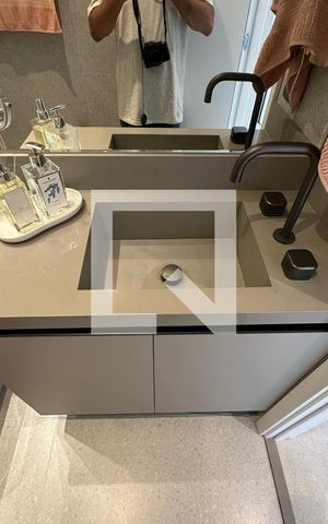 Apartamento para alugar com 84m², 2 quartos e 2 vagasBanheiro da Suíte