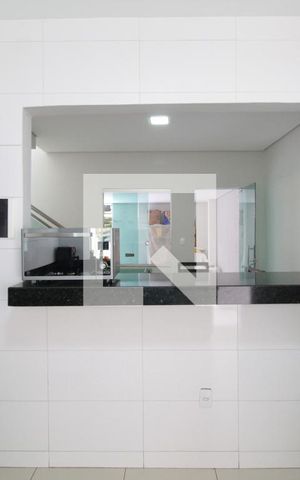 Casa à venda com 200m², 3 quartos e 2 vagasCozinha
