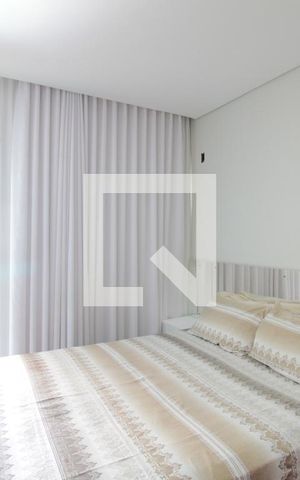 Casa à venda com 200m², 3 quartos e 2 vagasSuíte
