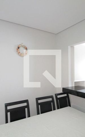 Casa à venda com 200m², 3 quartos e 2 vagasCopa