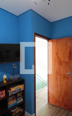 Casa à venda com 200m², 3 quartos e 2 vagasQuarto 1