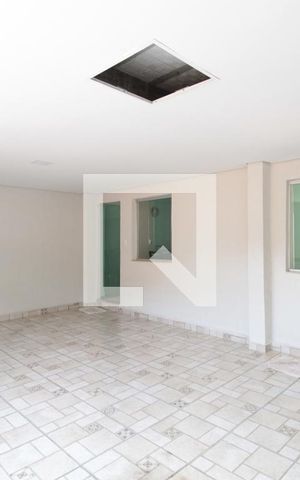 Casa à venda com 200m², 3 quartos e 2 vagasGaragem
