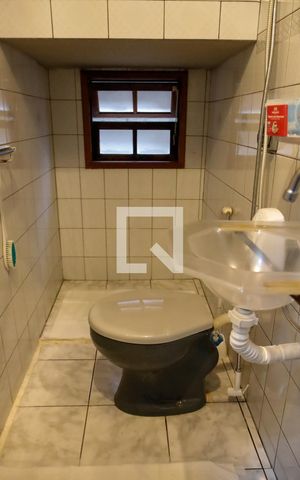 Casa à venda com 125m², 4 quartos e 2 vagas Casa à venda com 125m², 4 quartos e 2 vagasLavabo
