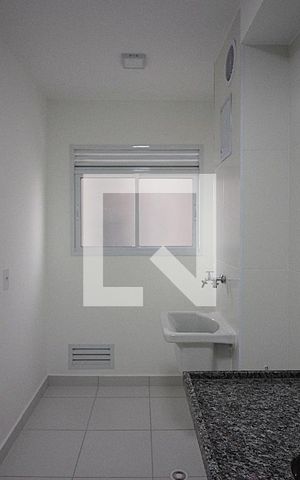 Apartamento à venda com 48m², 2 quartos e 1 vagaCozinha e Área de Serviço