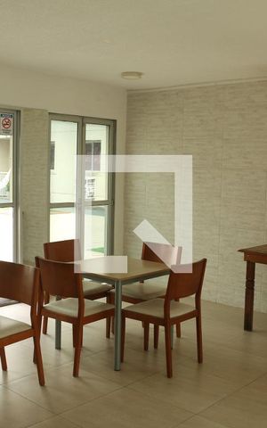 Apartamento para alugar com 55m², 2 quartos e 1 vagaÁrea comum