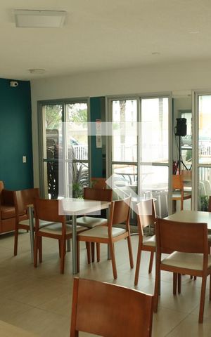 Apartamento para alugar com 55m², 2 quartos e 1 vagaÁrea comum
