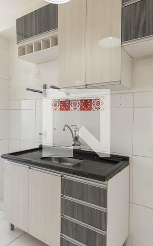 Apartamento à venda com 49m², 2 quartos e 1 vaga Apartamento à venda com 49m², 2 quartos e 1 vagaCozinha