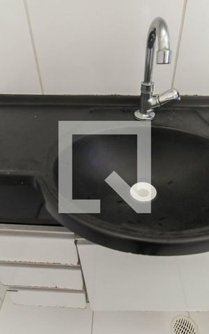 Apartamento à venda com 49m², 2 quartos e 1 vaga Apartamento à venda com 49m², 2 quartos e 1 vagaBanheiro