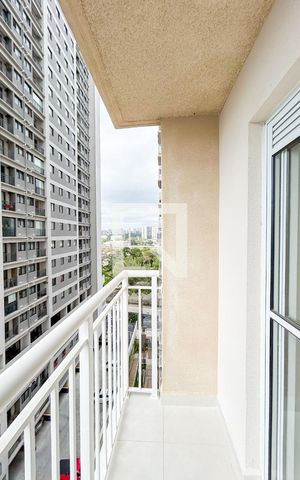 Apartamento para alugar com 47m², 2 quartos e sem vaga Apartamento para alugar com 47m², 2 quartos e sem vagaVaranda