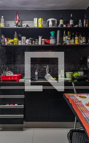 Apartamento à venda com 57m², 3 quartos e 1 vagaCozinha e Área de Serviço