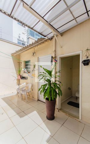 Casa à venda com 125m², 3 quartos e 2 vagasÁrea de Serviço