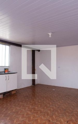 Casa à venda com 70m², 3 quartos e sem vaga Casa à venda com 70m², 3 quartos e sem vagaSala/Cozinha