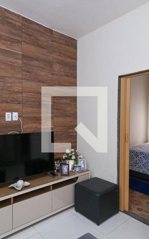 Casa à venda com 120m², 2 quartos e 1 vaga Casa à venda com 120m², 2 quartos e 1 vagaSala