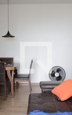 Apartamento à venda com 75m², 3 quartos e 1 vagaSala