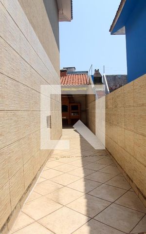 Casa à venda com 280m², 2 quartos e 2 vagas Casa à venda com 280m², 2 quartos e 2 vagasÁrea Externa