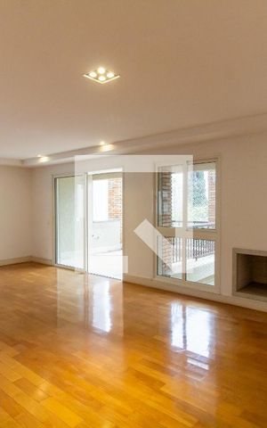 Apartamento à venda com 290m², 4 quartos e 4 vagasSala