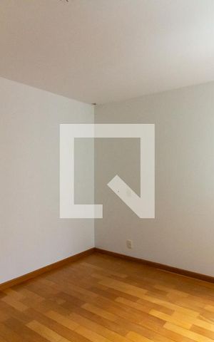 Apartamento à venda com 290m², 4 quartos e 4 vagasQuarto 2