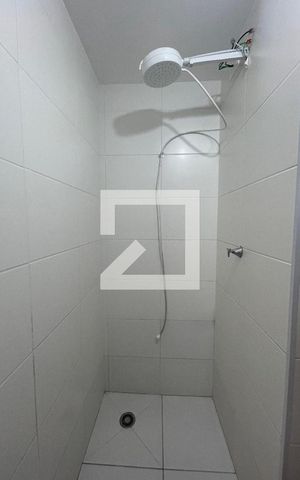 Apartamento à venda com 31m², 2 quartos e sem vaga Apartamento à venda com 31m², 2 quartos e sem vagaBanheiro Social