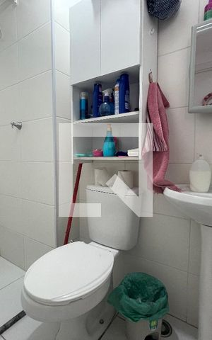 Apartamento à venda com 31m², 2 quartos e sem vaga Apartamento à venda com 31m², 2 quartos e sem vagaBanheiro Social