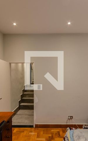 Casa à venda com 214m², 3 quartos e 1 vaga Casa à venda com 214m², 3 quartos e 1 vagaSuíte Piso Inferior