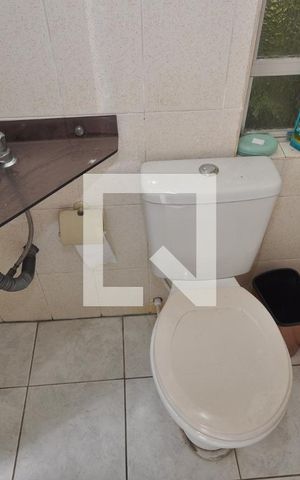 Casa à venda com 454m², 4 quartos e 2 vagasBanheiro da Piscina