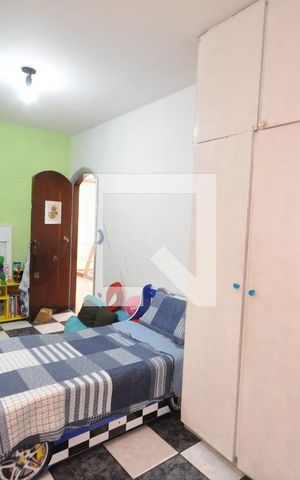 Casa à venda com 454m², 4 quartos e 2 vagasQuarto 1