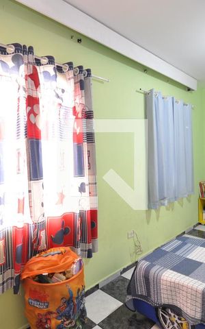 Casa à venda com 454m², 4 quartos e 2 vagasQuarto 1