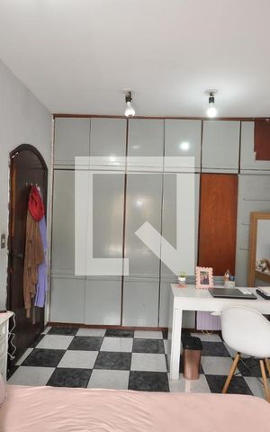 Casa à venda com 454m², 4 quartos e 2 vagasSuíte 2
