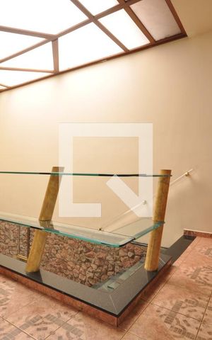 Casa à venda com 454m², 4 quartos e 2 vagasHall