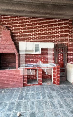 Casa à venda com 130m², 4 quartos e sem vagaChurrasqueira