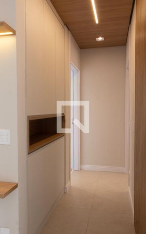 Apartamento à venda com 125m², 2 quartos e 2 vagas Apartamento à venda com 125m², 2 quartos e 2 vagasCORREDOR