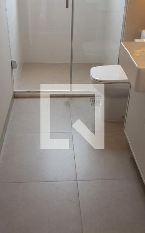 Apartamento à venda com 125m², 2 quartos e 2 vagas Apartamento à venda com 125m², 2 quartos e 2 vagasBANHEIRO DA SUITE 2