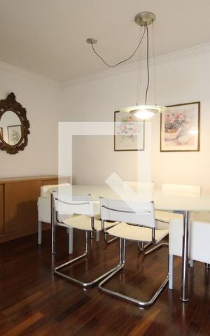 Apartamento para alugar com 110m², 3 quartos e 1 vagaSala